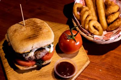 Piatti serviti al TNT Pub